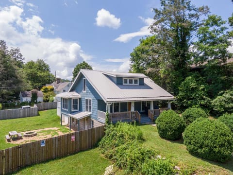 Stella Maris House in Blowing Rock