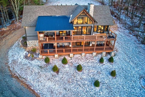 The Tipsy Bear at Eagles Nest House in Beech Mountain