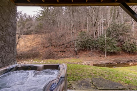 Valle Creek Cabin Cabin in Brushy Fork