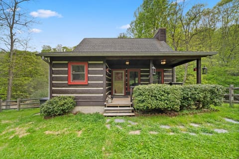 Valle Creek Cabin Cabin in Brushy Fork