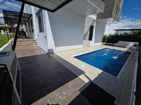 Pool view, Swimming pool