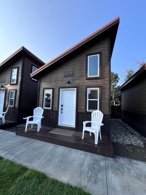 Property building, Patio