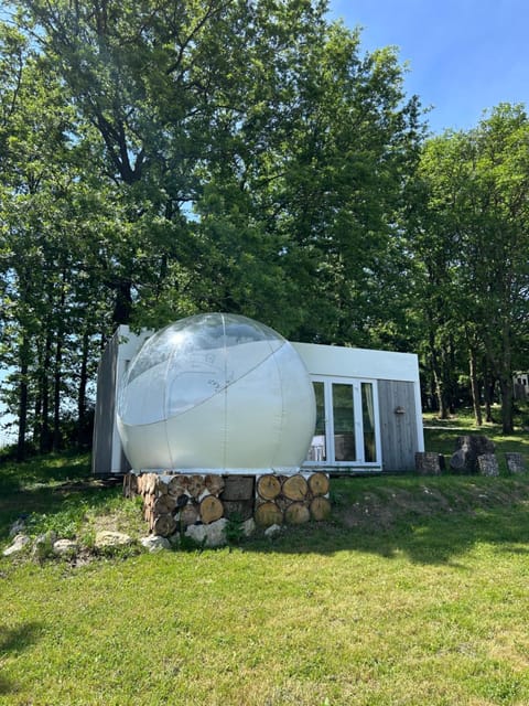 Property building, Garden view