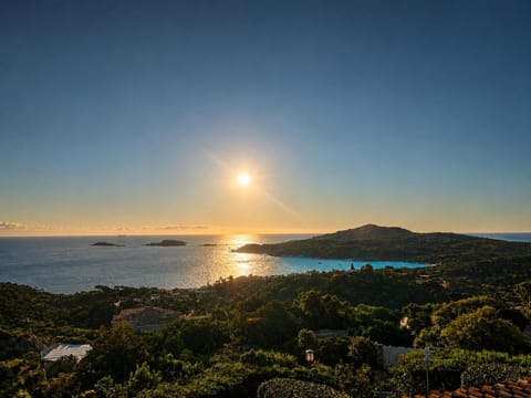 Natural landscape, Balcony/Terrace, Sea view, Sunrise