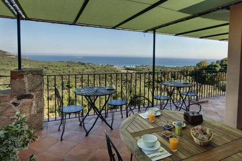 Balcony/Terrace, Continental breakfast