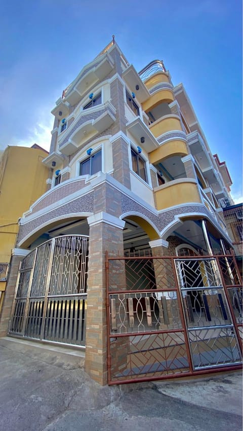 Property building, Day