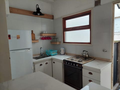 Kitchen or kitchenette, oven