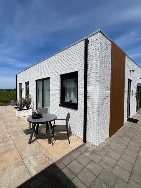 Tulip Lodges Bed and Breakfast in Noordwijkerhout