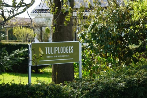 Tulip Lodges Bed and Breakfast in Noordwijkerhout
