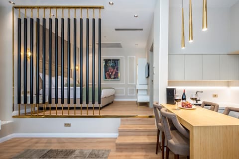 Kitchen or kitchenette, Bedroom