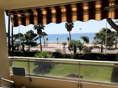 Face à la Mer Apartment in Cannes