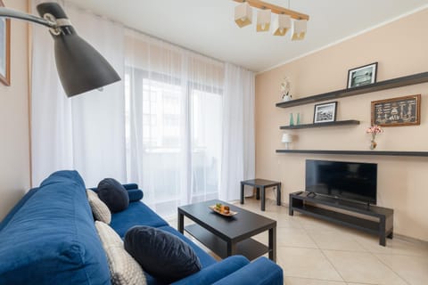 TV and multimedia, Living room, internet