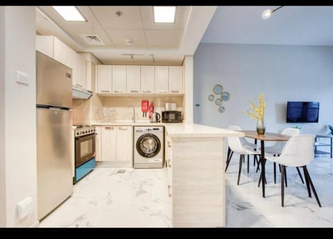 012 - Dubai South Apartment in Dubai