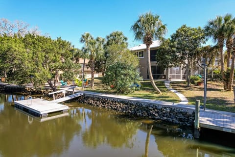 Property building, Day, Natural landscape, Activities, River view