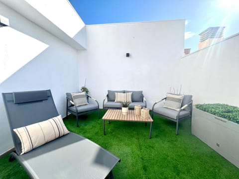 Patio, Balcony/Terrace