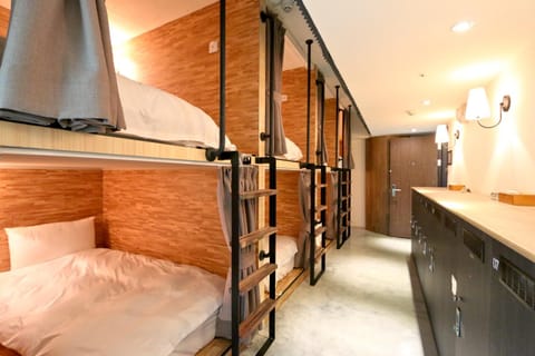 bunk bed
