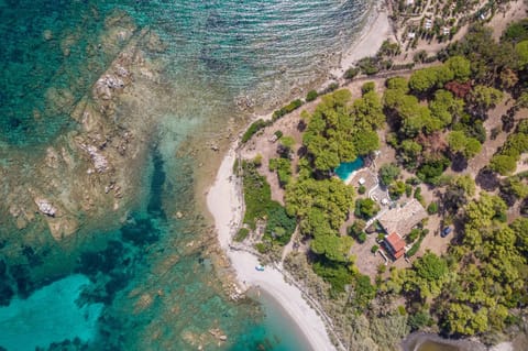 La Maison sur la plage - Les pieds dans l'eau Villa in Bonifacio