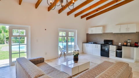 Yalwa house Bed and Breakfast in Cape Town