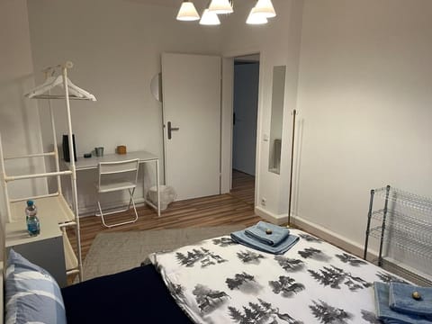 Bed, Photo of the whole room, Bedroom, towels, wardrobe