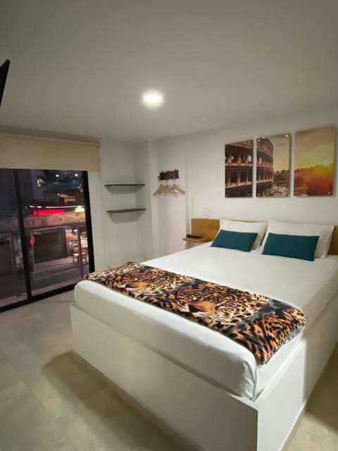 Bed, TV and multimedia
