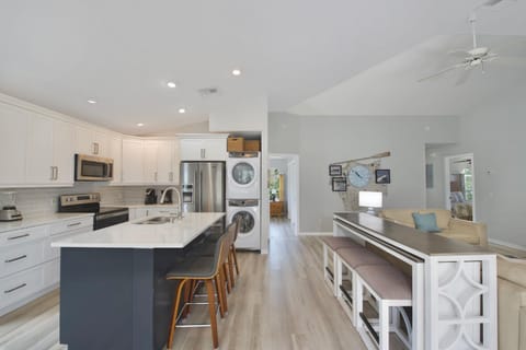 Hidden Treasure by Sun Palace Vacations House in Estero Island