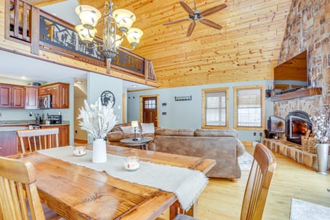 Hike, Ski and Raft Terra Alta Cabin with Large Deck Cabin in Garrett County