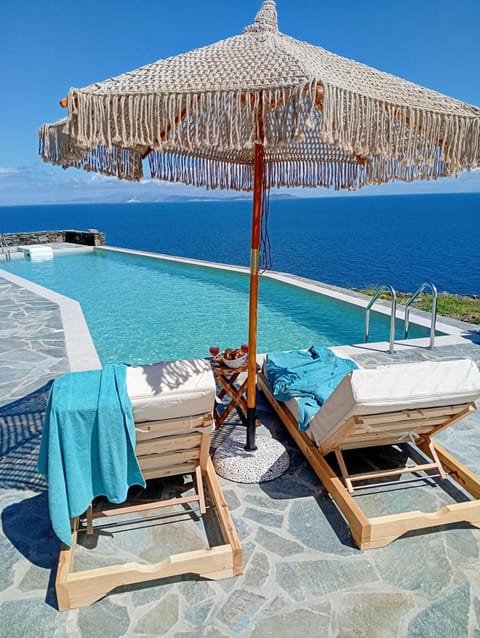 Sea view, Swimming pool