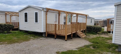 Property building, Garden view