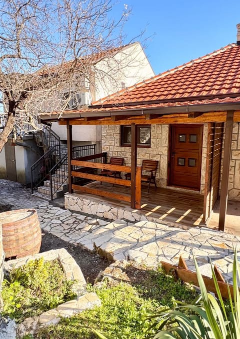 Skadar Lake Apartment - Nature Nest Apartment in Podgorica Municipality, Montenegro