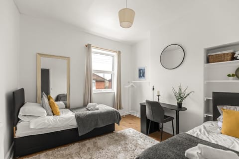 Bed, Bedroom