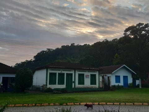 Casarão histórico da vila House in Visconde de Mauá