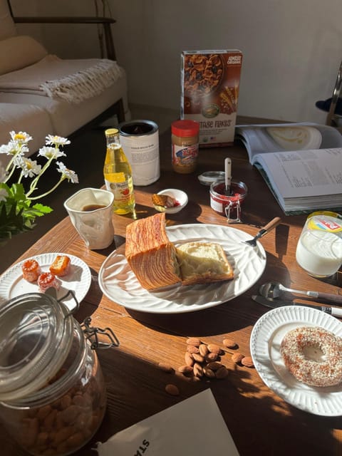 Food and drinks, Food