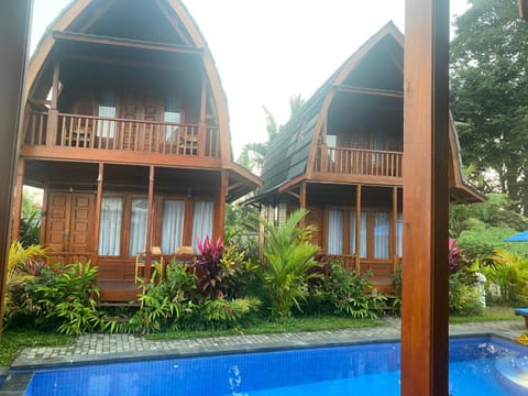 Kayu Joglos Ubud Villa in Ubud