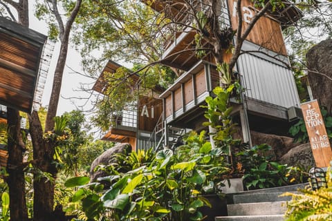 Shiva Lodge Hotel in Ko Tao