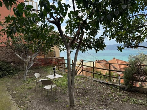 Garden, Sea view
