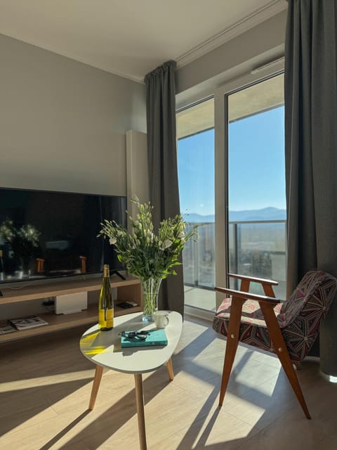 View (from property/room), Balcony/Terrace