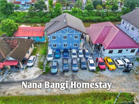 Property building, Bird's eye view, Landmark view, Parking
