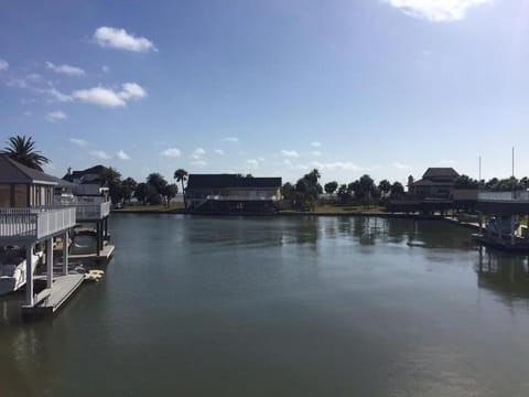 Gated Deck for Children 3BR Great Fishing! House in Jamaica Beach