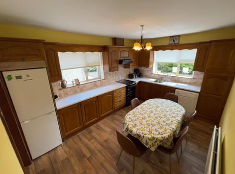Sunny South East Holiday Home House in County Waterford