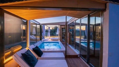 Hot Tub, Pool view, Swimming pool, sunbed