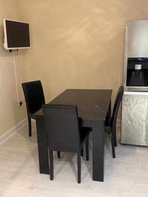 TV and multimedia, Dining area