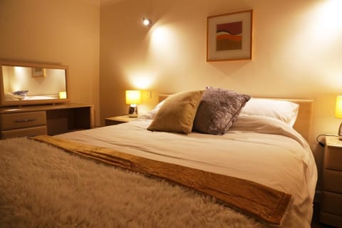 Manor Lodge Villa in Saint Columb Major