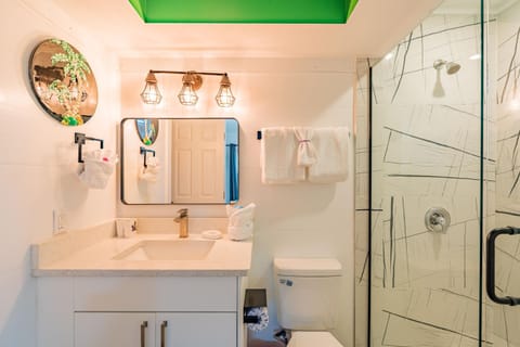 Great Escape-5 by Sun Palace Vacations House in Estero Island