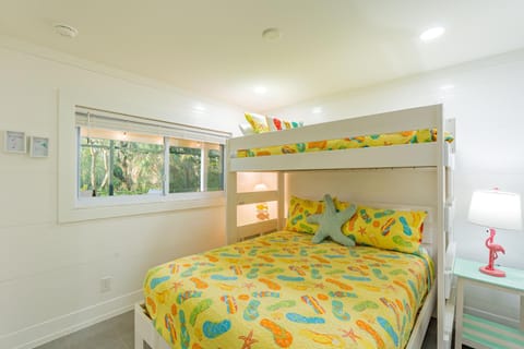 Great Escape-5 by Sun Palace Vacations House in Estero Island