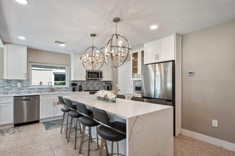 Kokomo by Sun Palace Vacations House in Estero Island