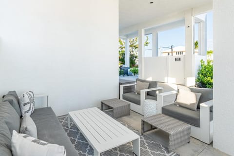 White Sugar Sands by Sun Palace Vacations House in Estero Island