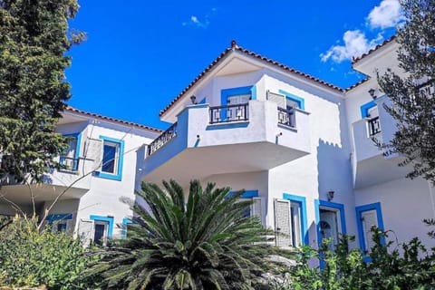 Kampos Olive Grove houses House in Samos, Greece