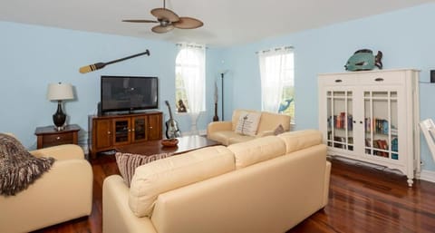 Key Lime Villa by Sun Palace Vacations House in Estero Island