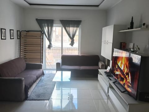 Girls Only Shared Room Gzira #2 Hostel in Sliema