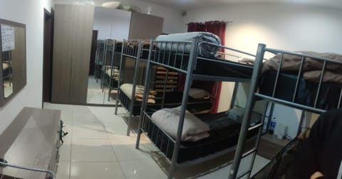 Girls Only Shared Room Gzira #5 Hostel in Sliema